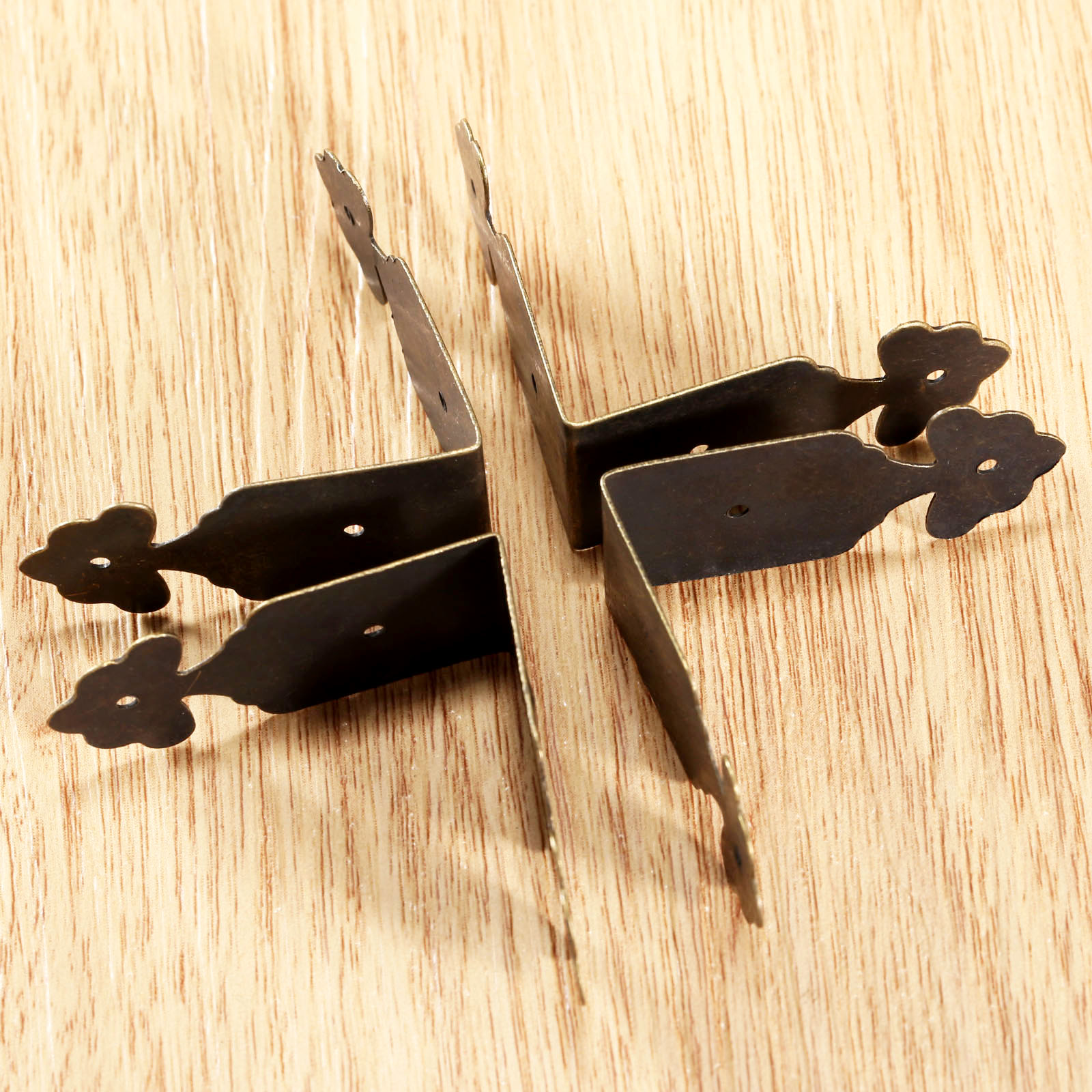 4 قطعة الزخرفية الزاوية حماة ا - مراجعة Furniture Hardware Covers وسعره